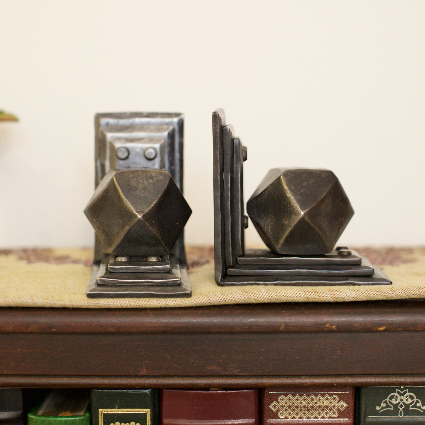 Geo-ball bookends